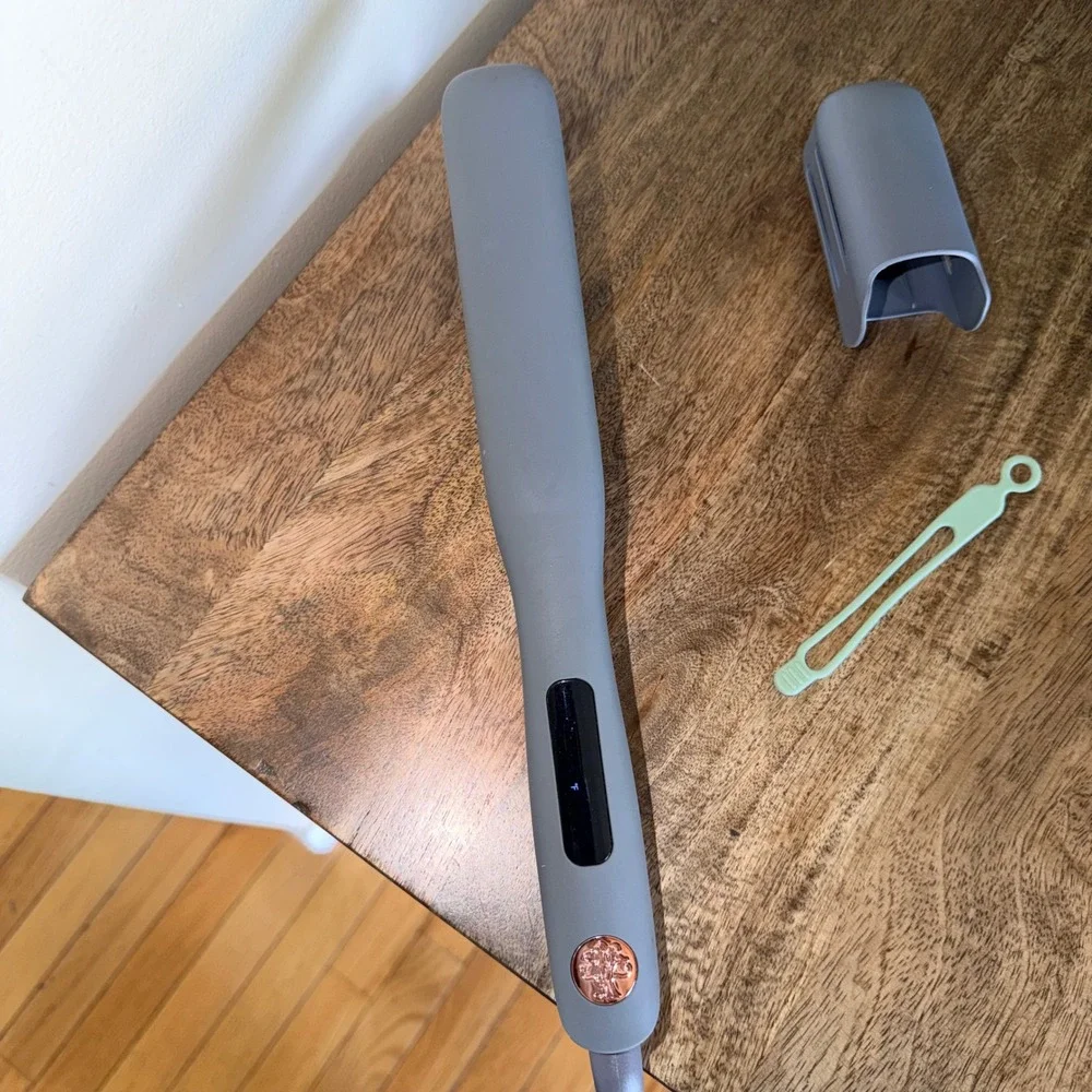 Hairitage Digital Flat Iron Hair Straightener Gray Rose Gold Ceramic Tested Work